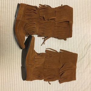 Minnetonka boots